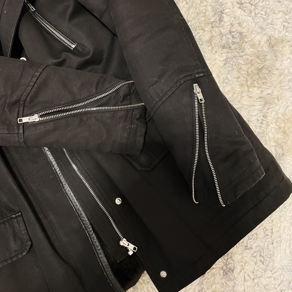 Maje Gafety Faux Fur-Trimmed Cotton-Blend Twill Coat in Black Sz 40 (L) - Picture 4 of 8